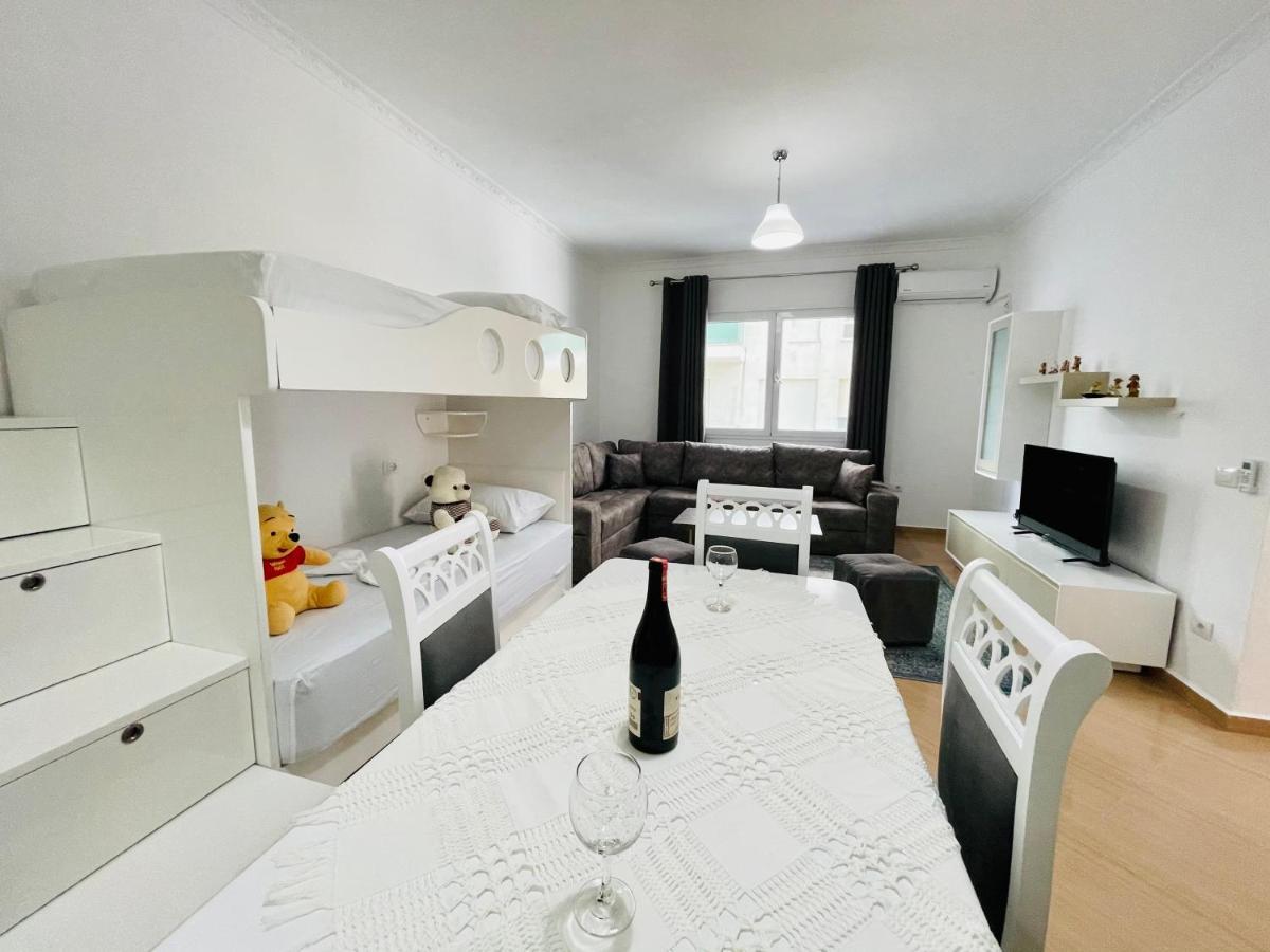 Jico Travel - Bani Apartments Vlorë Eksteriør billede