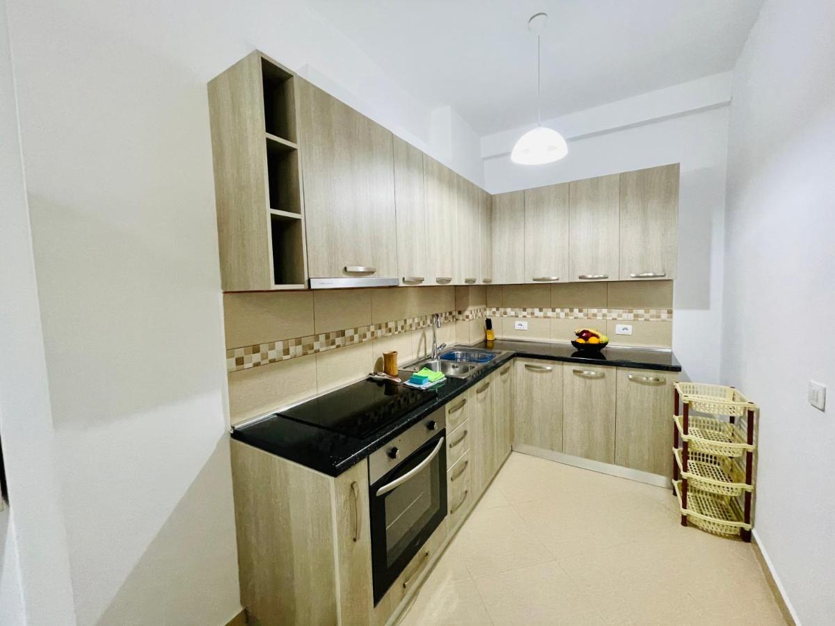 Jico Travel - Bani Apartments Vlorë Eksteriør billede